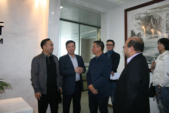 S36沙龙会新闻2-555-370.jpg