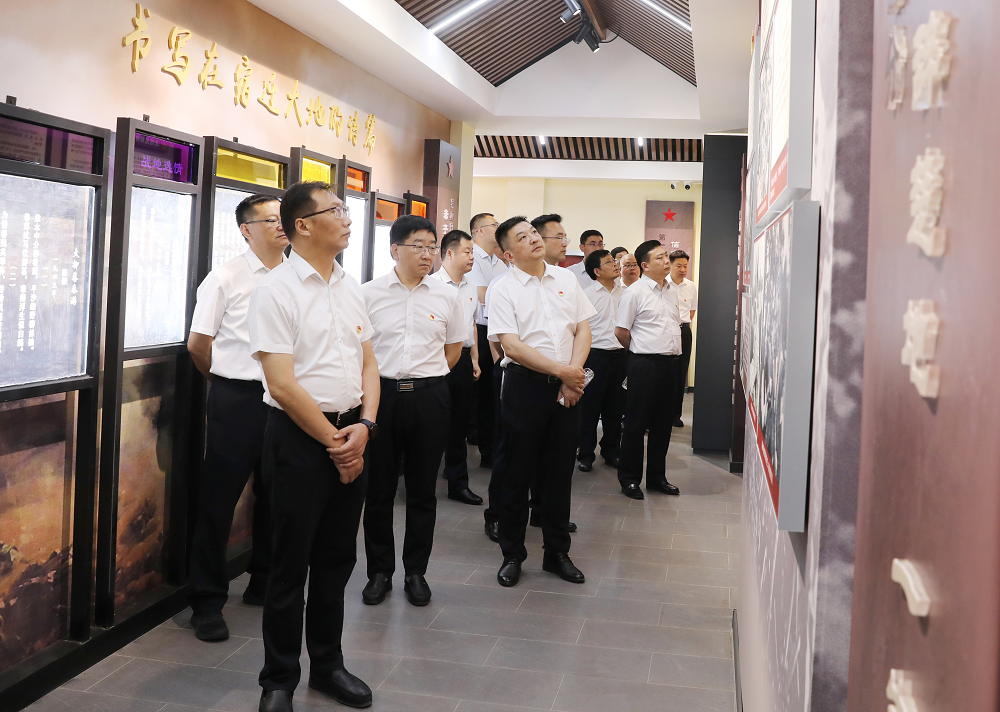 知敬畏、守清廉！宿迁乐虎国际集团开展廉政警示教育运动
